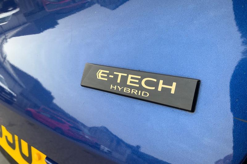 Used Renault Captur 2023 for sale - 76744312: Photo 39