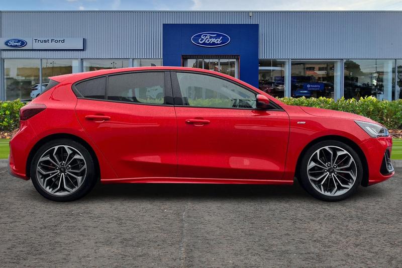 Used Ford Focus 2022 for sale - 77339992: Photo 3