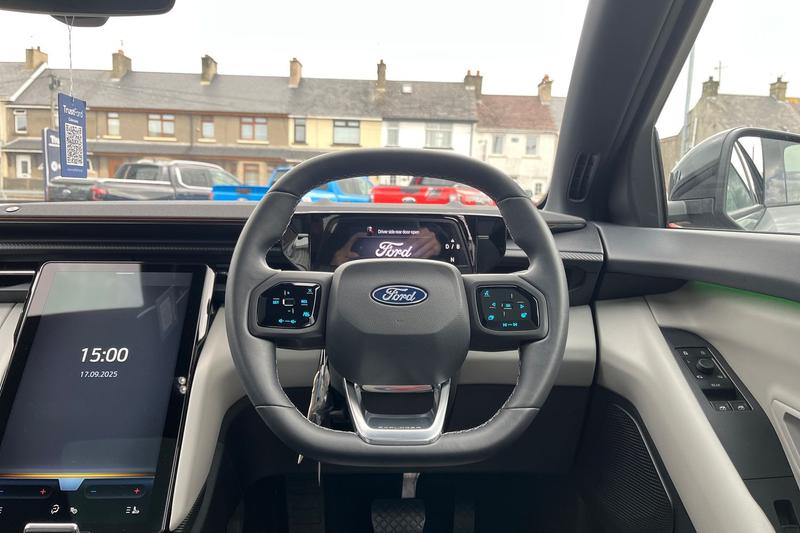 Used Ford Explorer 2024 for sale - 76931290: Photo 12