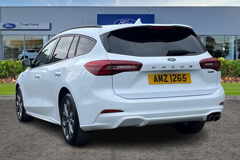 Used Ford Focus 2023 for sale - 77983623: Photo 2