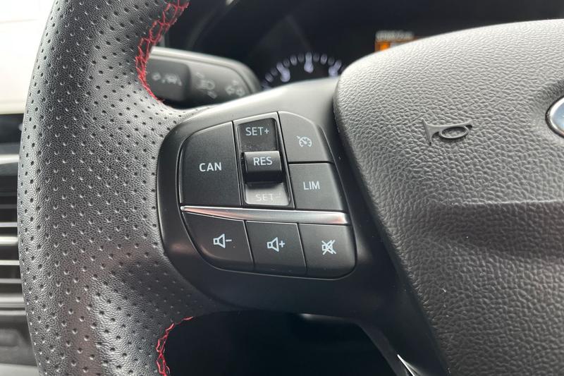 Used Ford Focus 2023 for sale - 77983623: Photo 25