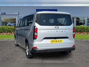 Used Ford Tourneo Custom 2024 for sale - 78350676: Photo