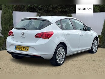 Used Vauxhall Astra 2013 for sale - 78644206: Photo