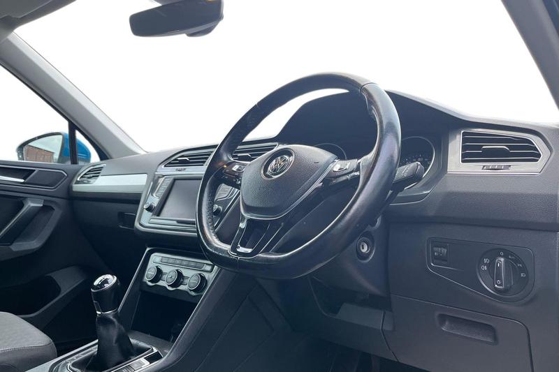 Used Volkswagen Tiguan 2017 for sale - 76882534: Photo 9