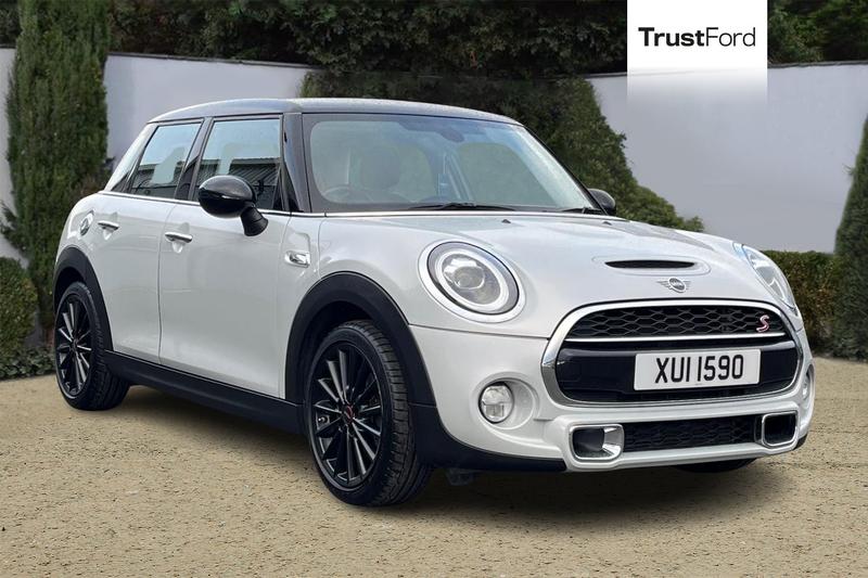 Used MINI Hatch 2019 for sale - 76611291: Photo 1