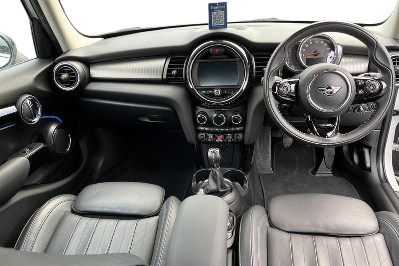 Used MINI Hatch 2019 for sale - 76611291: Photo 10