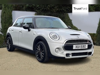 2019 - 2.0 Cooper S Exclusive II 5dr Manual
