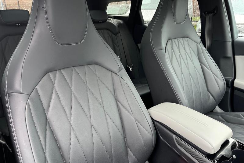 Used Ford Explorer 2025 for sale - 77248726: Photo 17