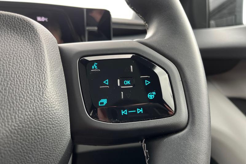 Used Ford Explorer 2024 for sale - 76748137: Photo 28