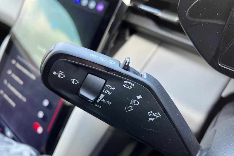 Used Ford Explorer 2024 for sale - 76972093: Photo 14