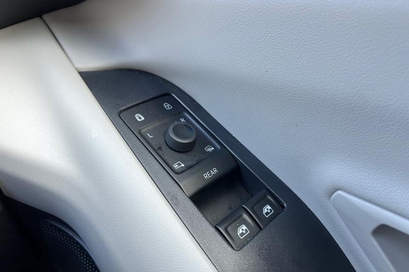 Used Ford Explorer 2024 for sale - 76972093: Photo 16