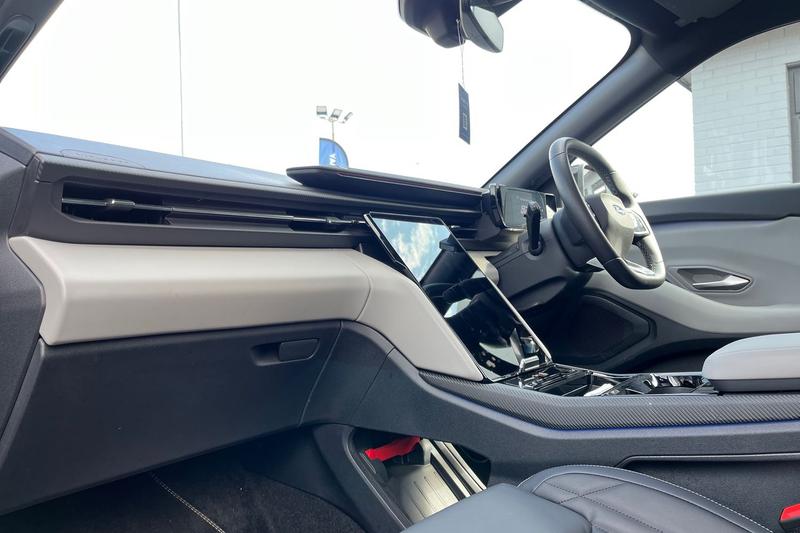 Used Ford Explorer 2024 for sale - 76972093: Photo 18