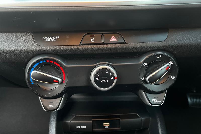 Used Kia Stonic 2022 for sale - 76539466: Photo 24