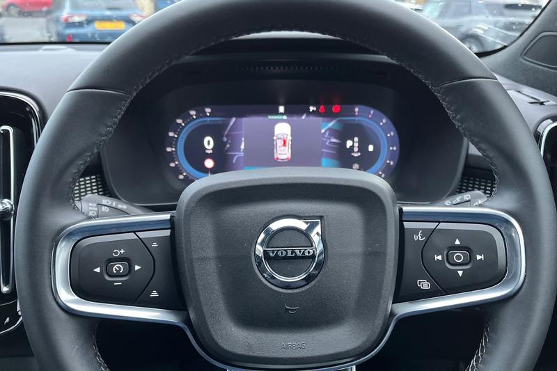 Used Volvo XC40 2024 for sale - 77388355: Photo 12