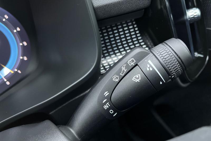 Used Volvo XC40 2024 for sale - 77388355: Photo 15