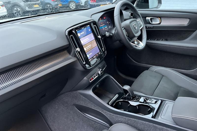 Used Volvo XC40 2024 for sale - 77388355: Photo 18