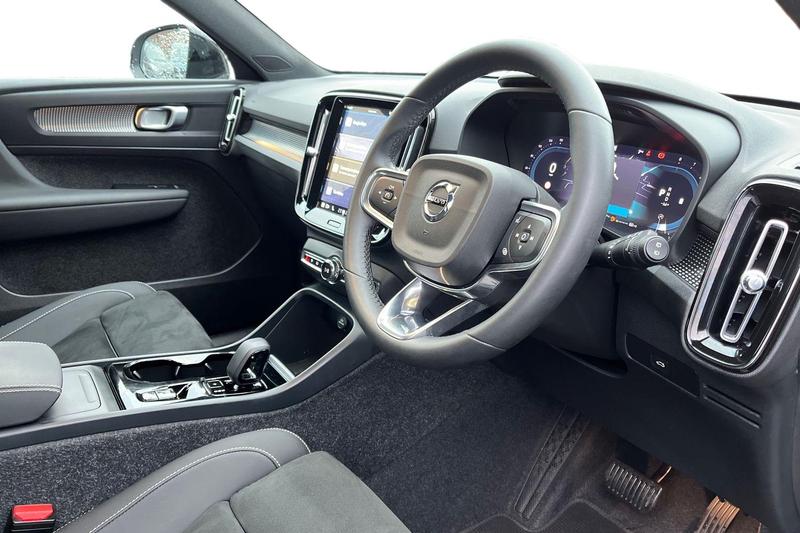 Used Volvo XC40 2024 for sale - 77388355: Photo 9