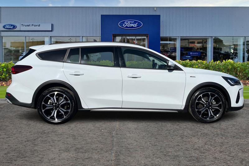 Used Ford Focus 2025 for sale - 78095263: Photo 3