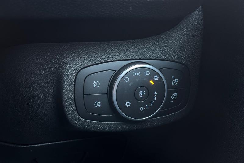 Used Ford Fiesta 2019 for sale - 77025875: Photo 24