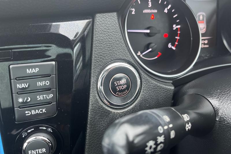 Used Nissan Qashqai 2017 for sale - 77747026: Photo 25