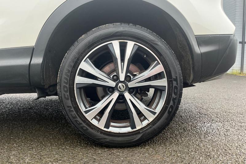 Used Nissan Qashqai 2017 for sale - 77747026: Photo 8