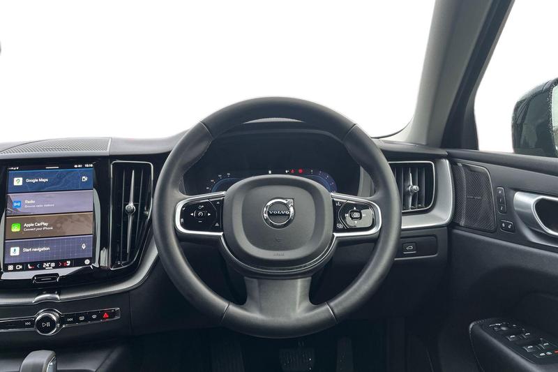 Used Volvo XC60 2024 for sale - 77254359: Photo 11