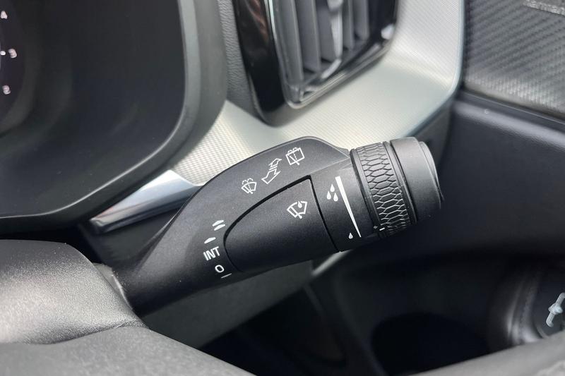 Used Volvo XC60 2024 for sale - 77254359: Photo 15