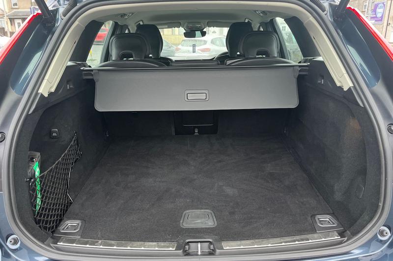 Used Volvo XC60 2024 for sale - 77254359: Photo 21