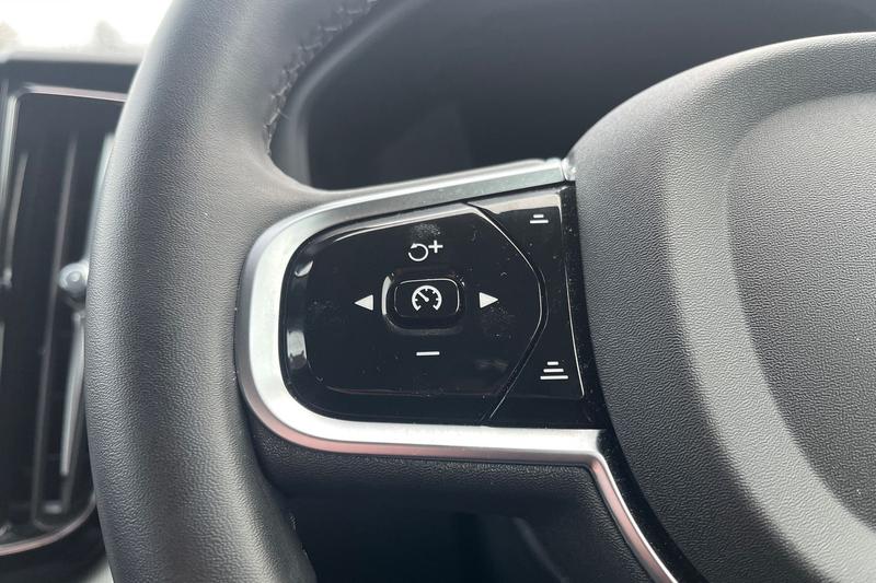 Used Volvo XC60 2024 for sale - 77254359: Photo 30