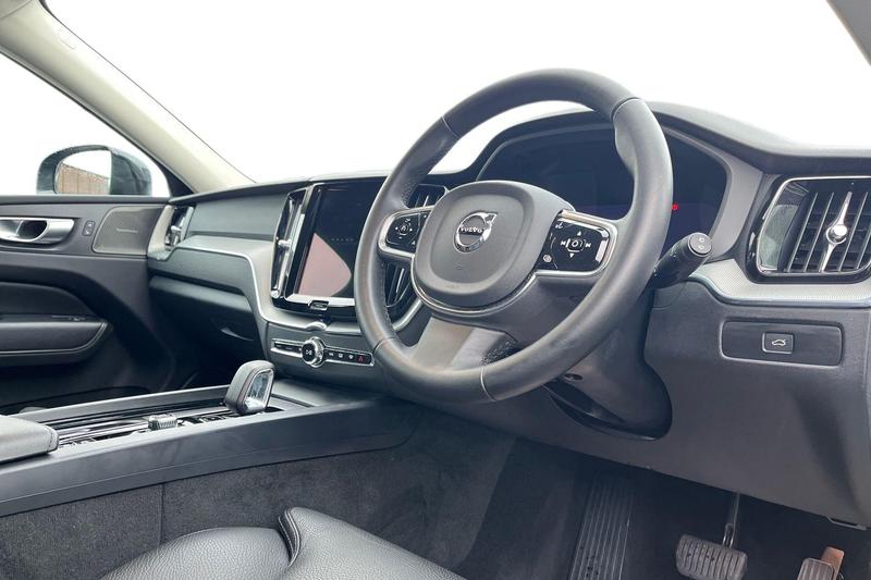 Used Volvo XC60 2024 for sale - 77254359: Photo 9