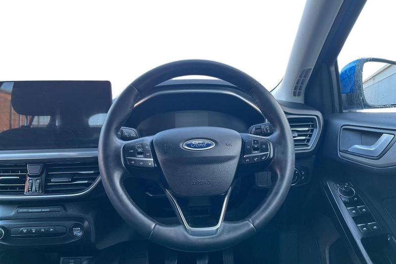 Used Ford Focus 2023 for sale - 77075299: Photo 11