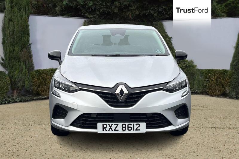 Used Renault Clio 2022 for sale - 76895398: Photo 6