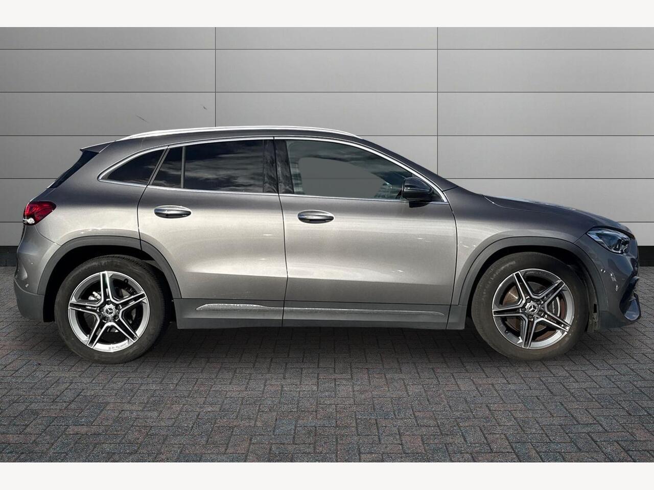 Used Mercedes-Benz GLA 2022 for sale - 76674251: Photo 3