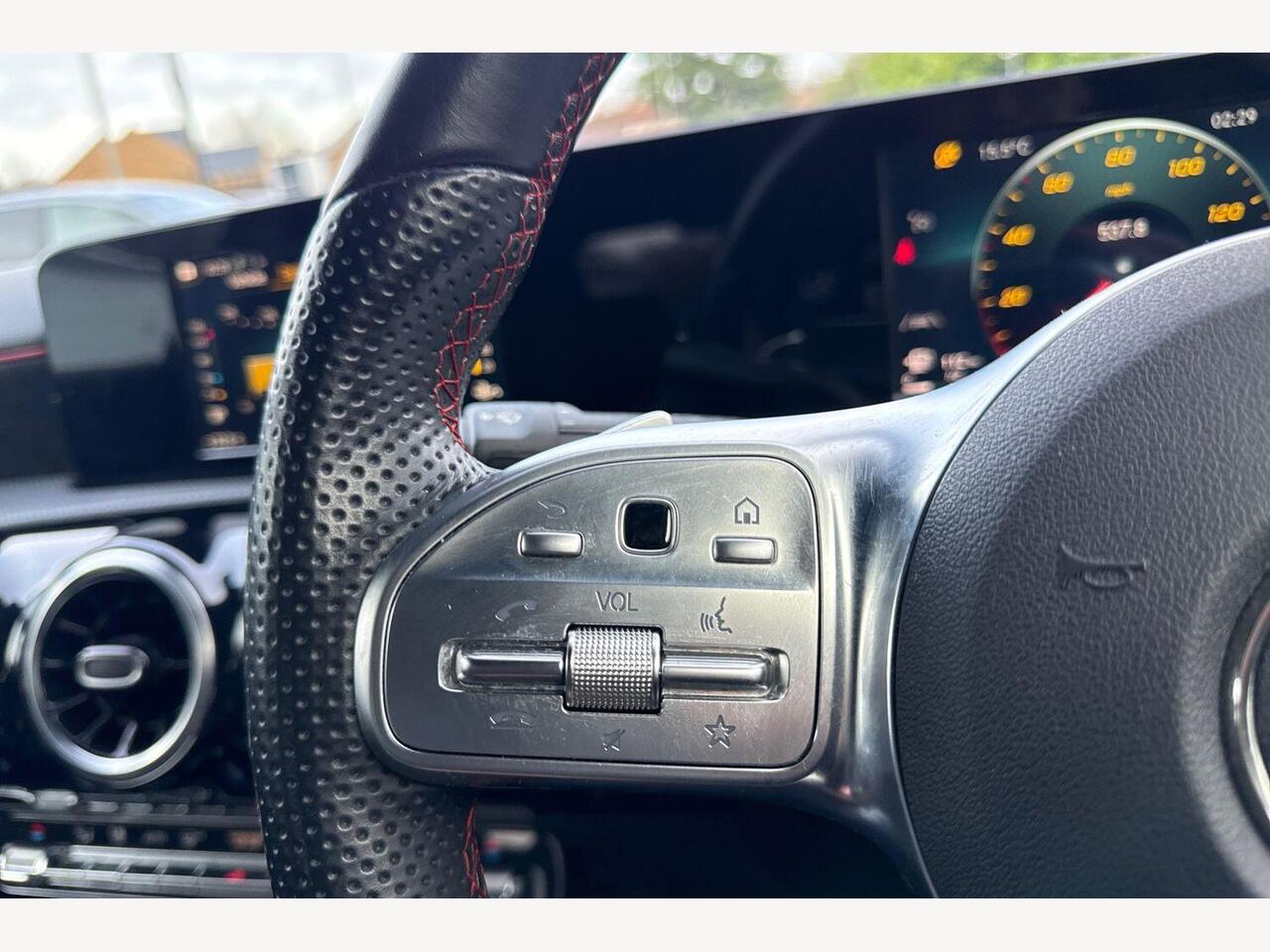 Used Mercedes-Benz A-Class 2019 for sale - 76867126: Photo 23