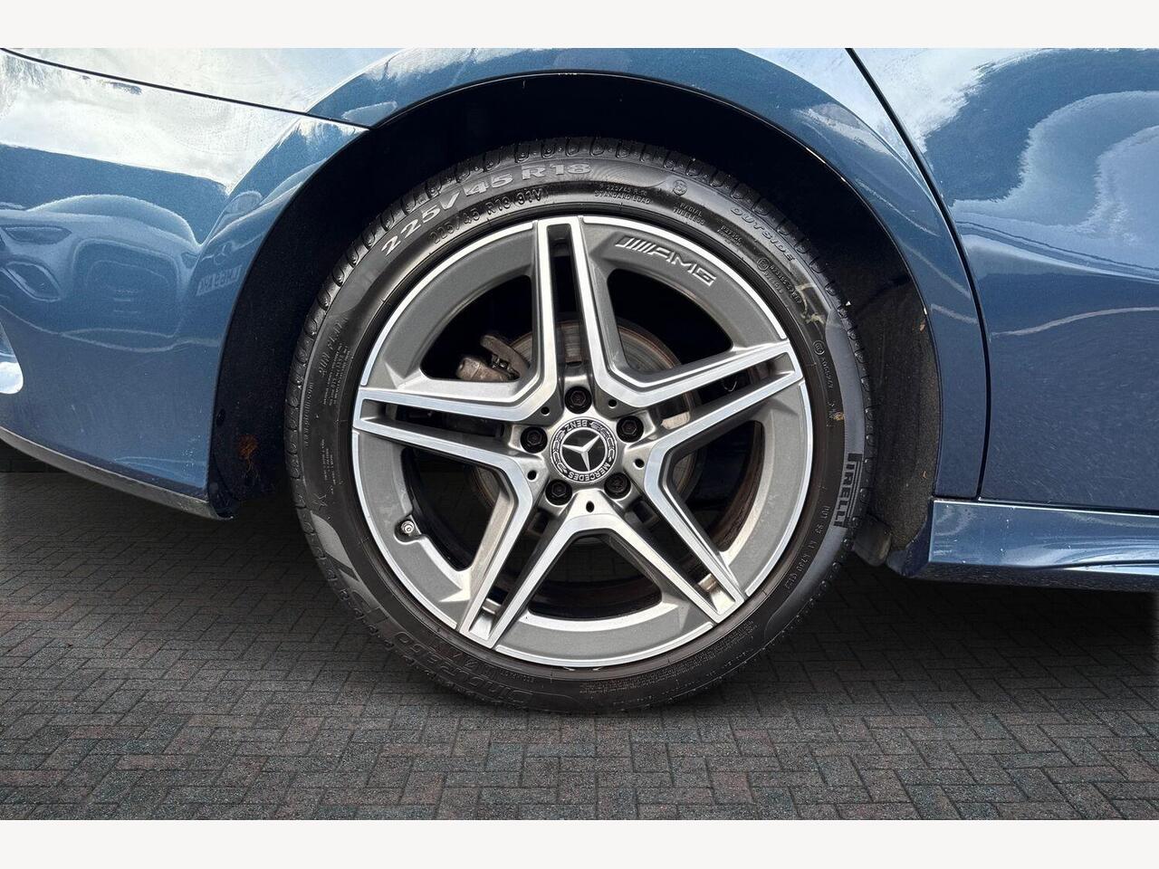 Used Mercedes-Benz A-Class 2019 for sale - 76867126: Photo 5