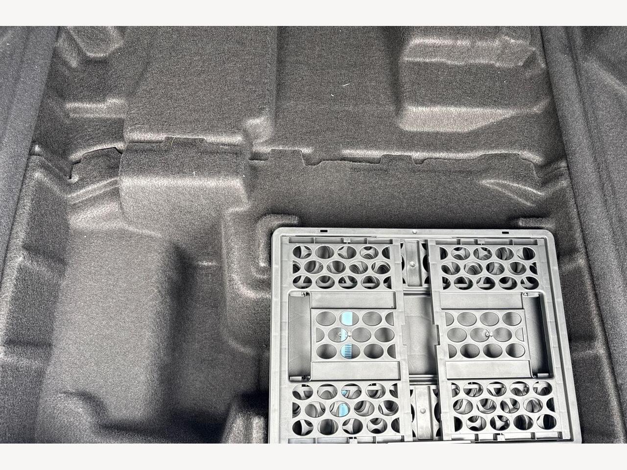 Used Mercedes-Benz C Class 2025 for sale - 77910926: Photo 15