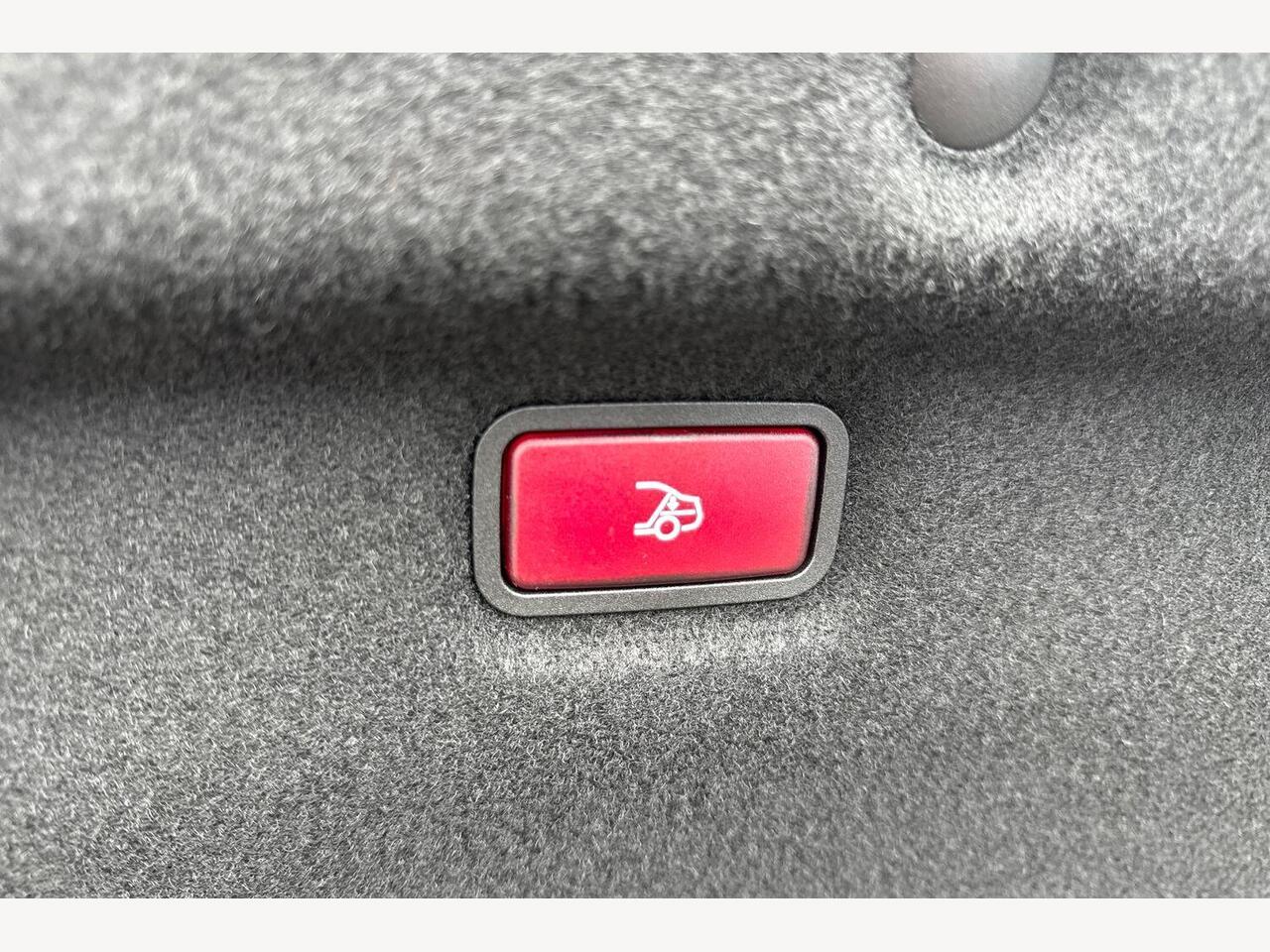 Used Mercedes-Benz SL 2025 for sale - 78140346: Photo 15