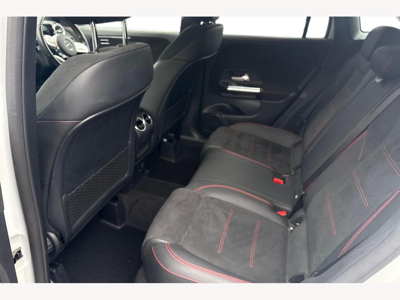 Used Mercedes-Benz GLA 2022 for sale - 77647636: Photo 10