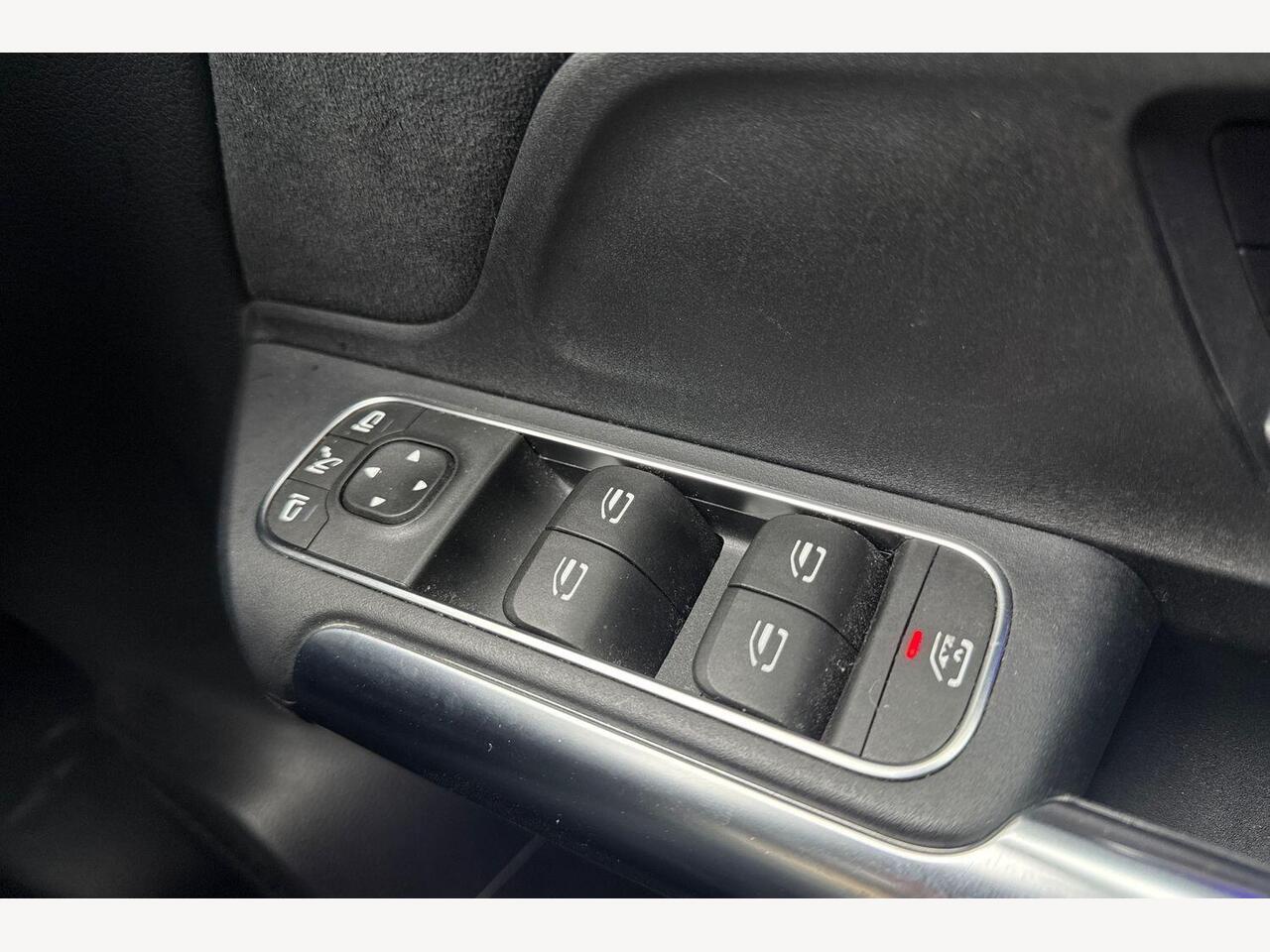 Used Mercedes-Benz GLA 2022 for sale - 77647636: Photo 17