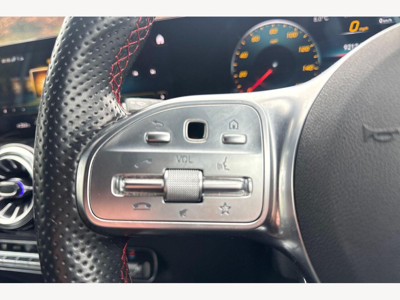 Used Mercedes-Benz GLA 2022 for sale - 77647636: Photo 18