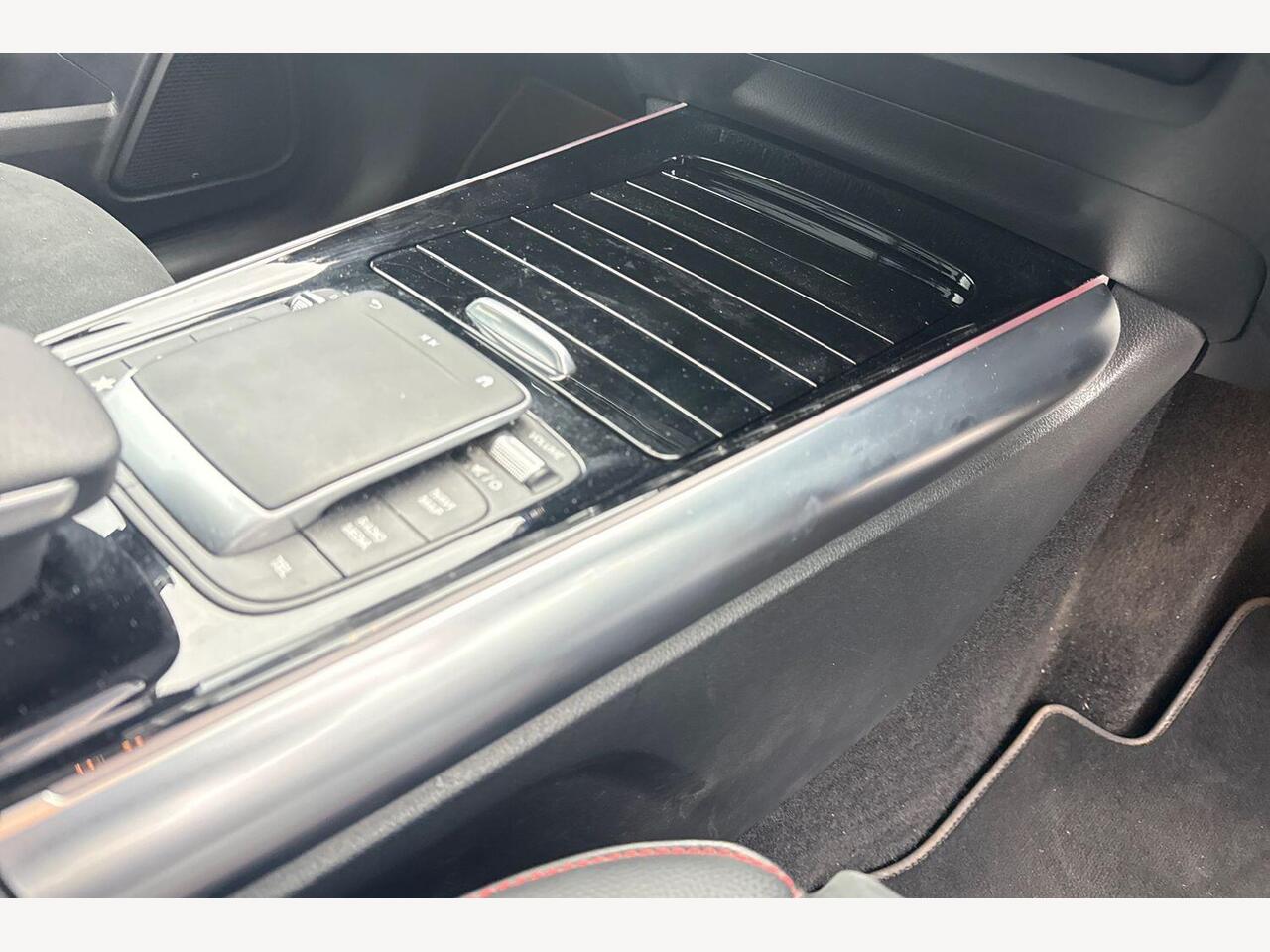 Used Mercedes-Benz GLA 2022 for sale - 77647636: Photo 8