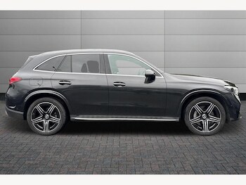 Used Mercedes-Benz GLC 2024 for sale - 76677208: Photo
