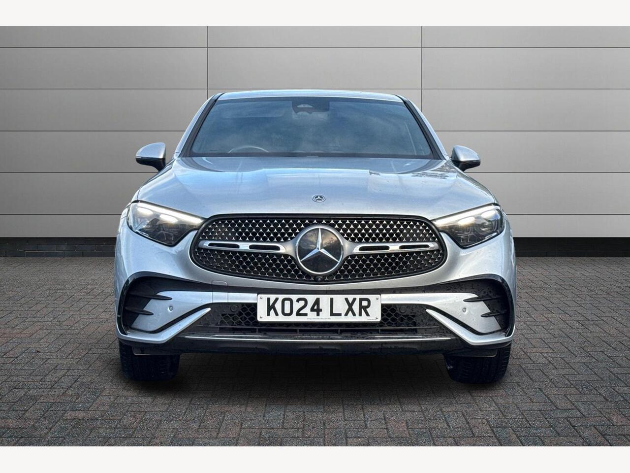 Used Mercedes-Benz GLC 2024 for sale - 76678606: Photo 2