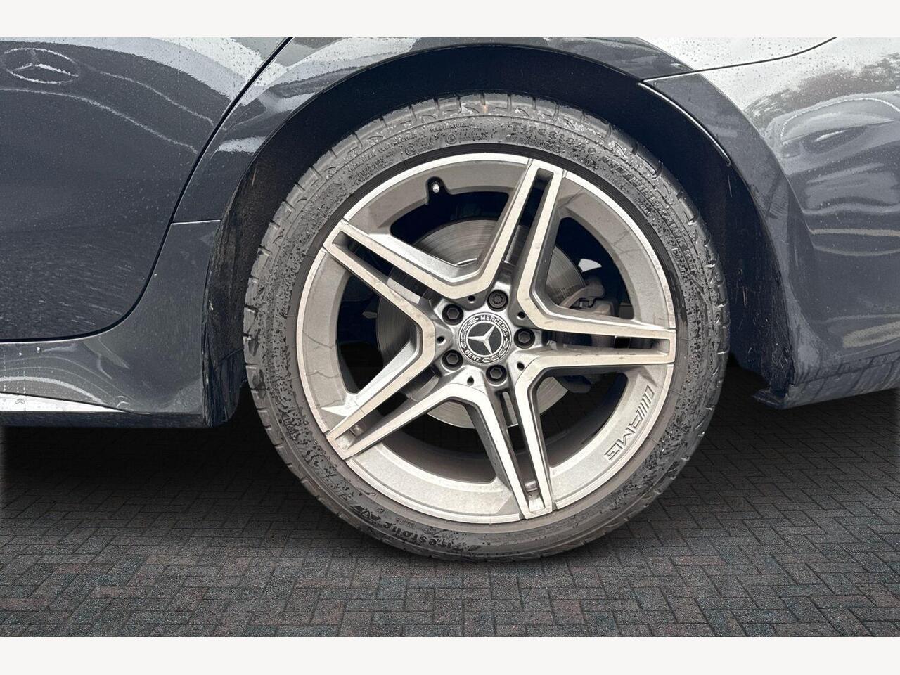 Used Mercedes-Benz CLS 2019 for sale - 76673612: Photo 4