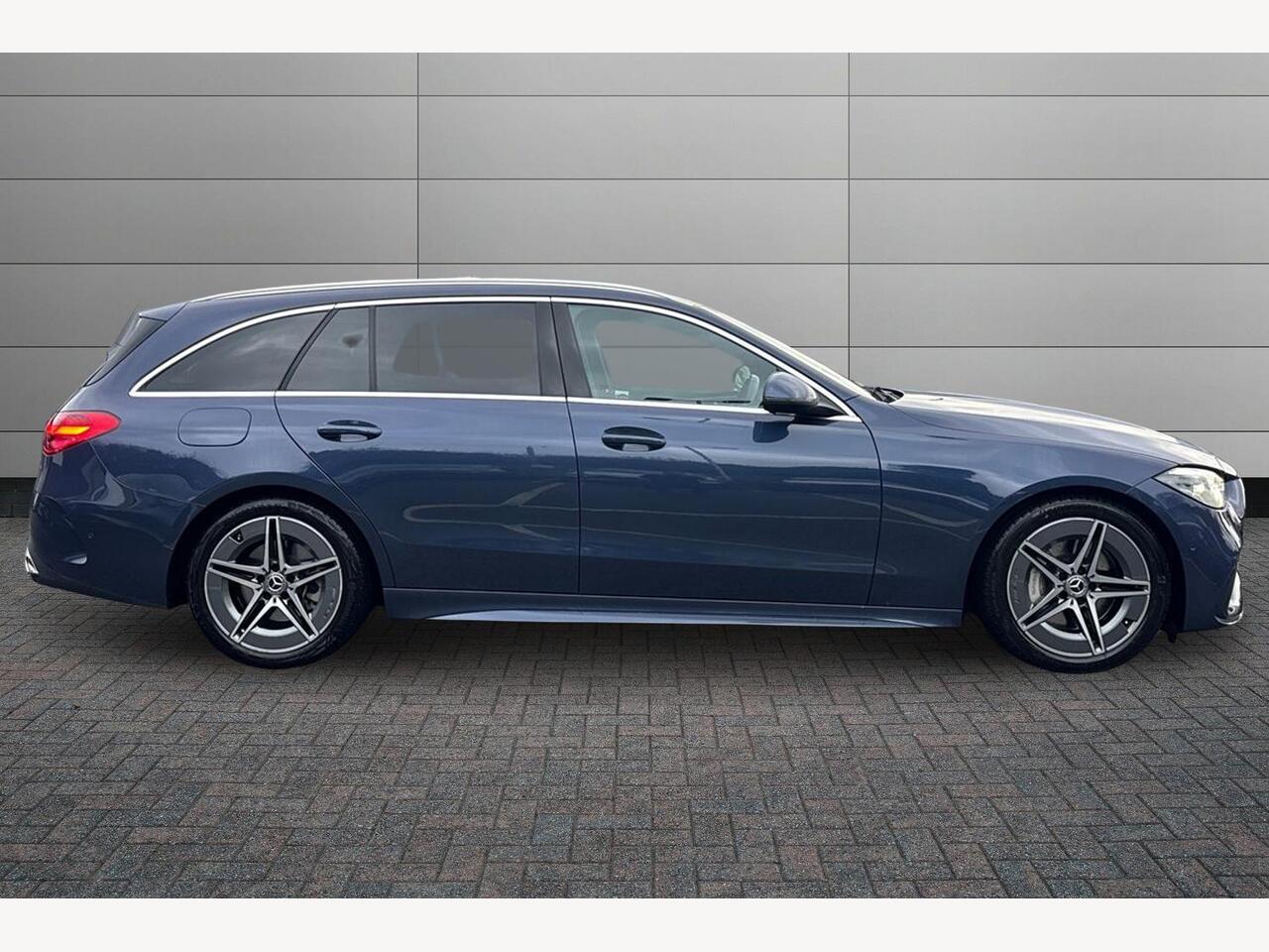 Used Mercedes-Benz C Class 2024 for sale - 77512369: Photo 3