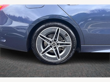 Used Mercedes-Benz C Class 2024 for sale - 77512369: Photo