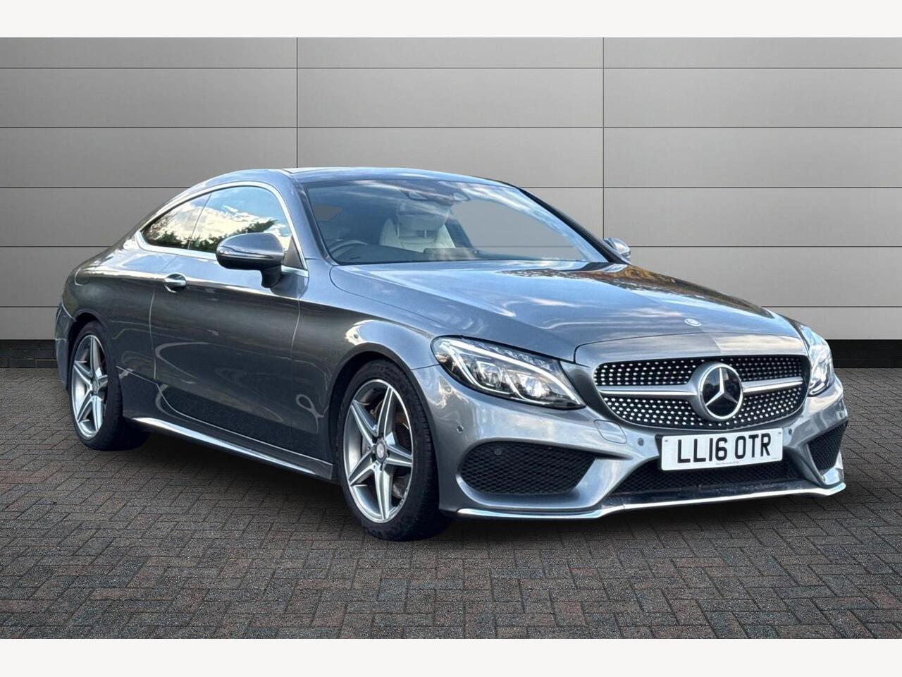 Used Mercedes-Benz C Class 2016 for sale - 76673403: Photo 1