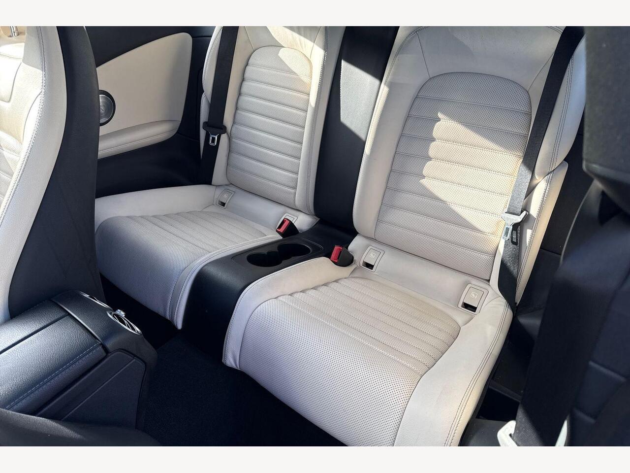 Used Mercedes-Benz C Class 2016 for sale - 76673403: Photo 10