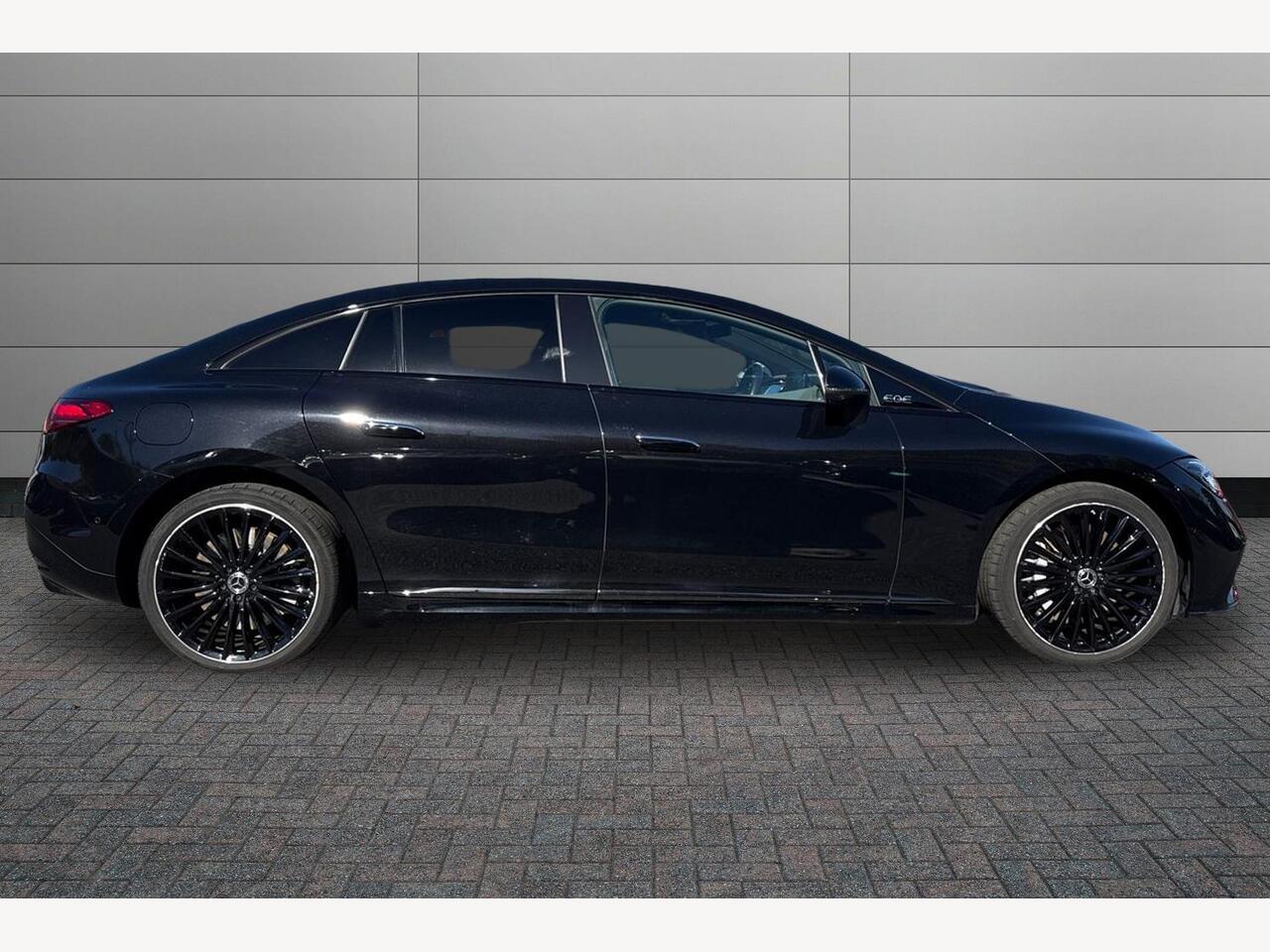 Used Mercedes-Benz EQA 2024 for sale - 76731425: Photo 3