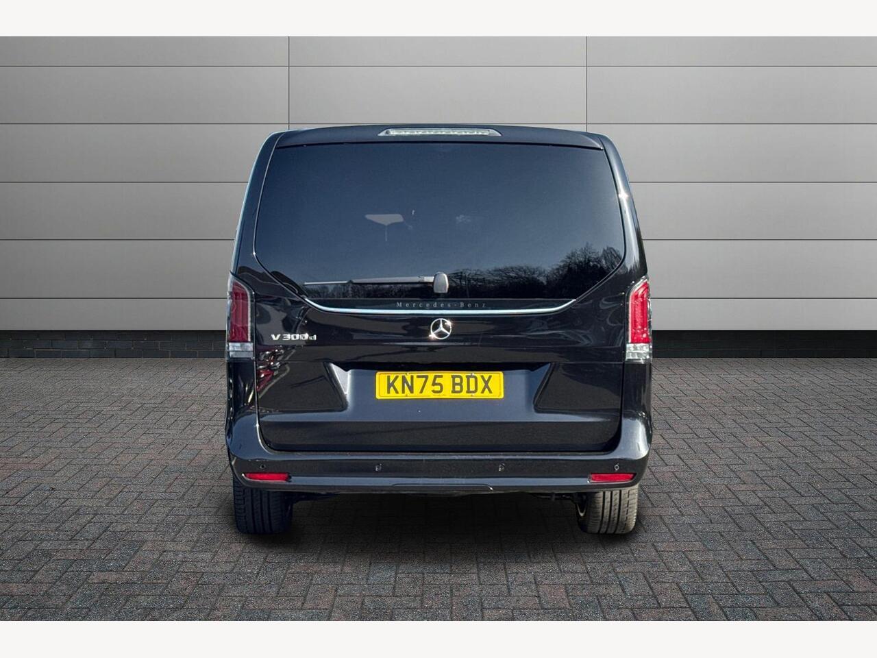 Used Mercedes-Benz V-Class 2025 for sale - 77770890: Photo 12